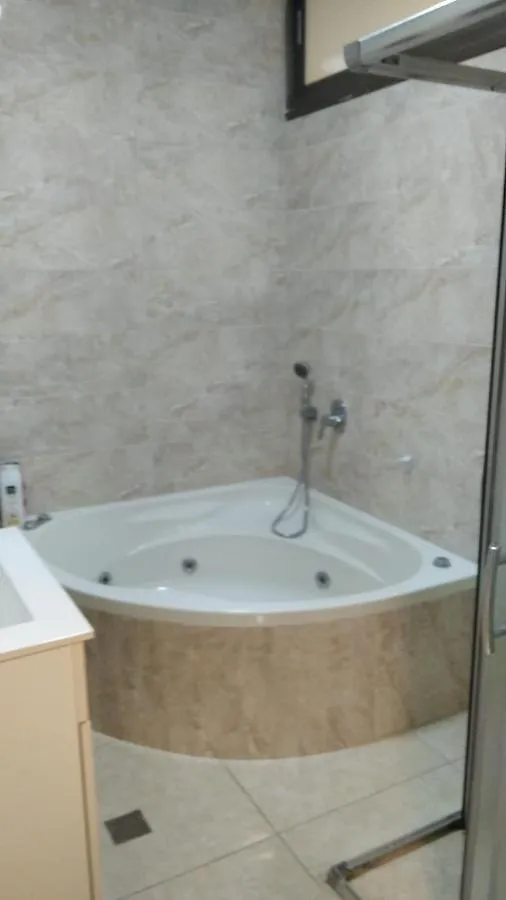 דירת 3 חדרים מקסימה באחוזה Apartment Haifa